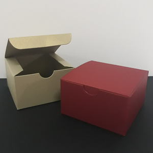Medium Favor Box